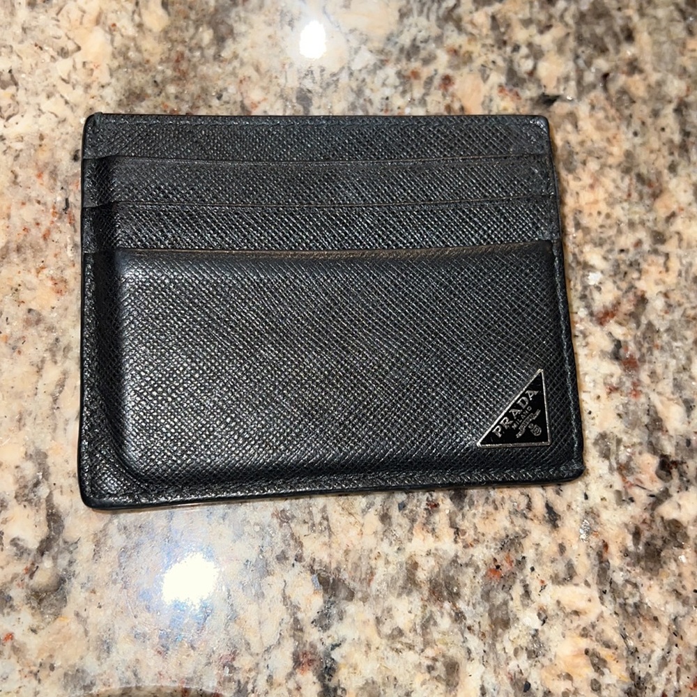 Saffiano leather card holder good condition